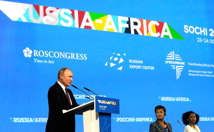 تحولات الاستراتيجية الروسية في أفريقيا: من الرابح؟