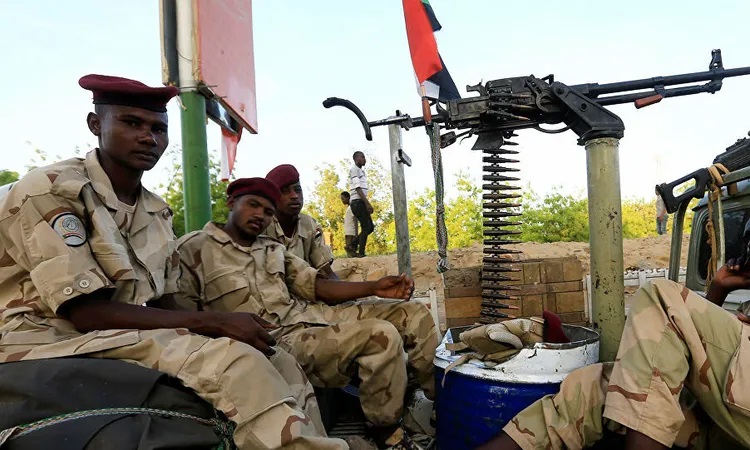 السودان.. توتر بين الجيش و«الدعم السريع» واجتماع طارئ لبحث الأزمة